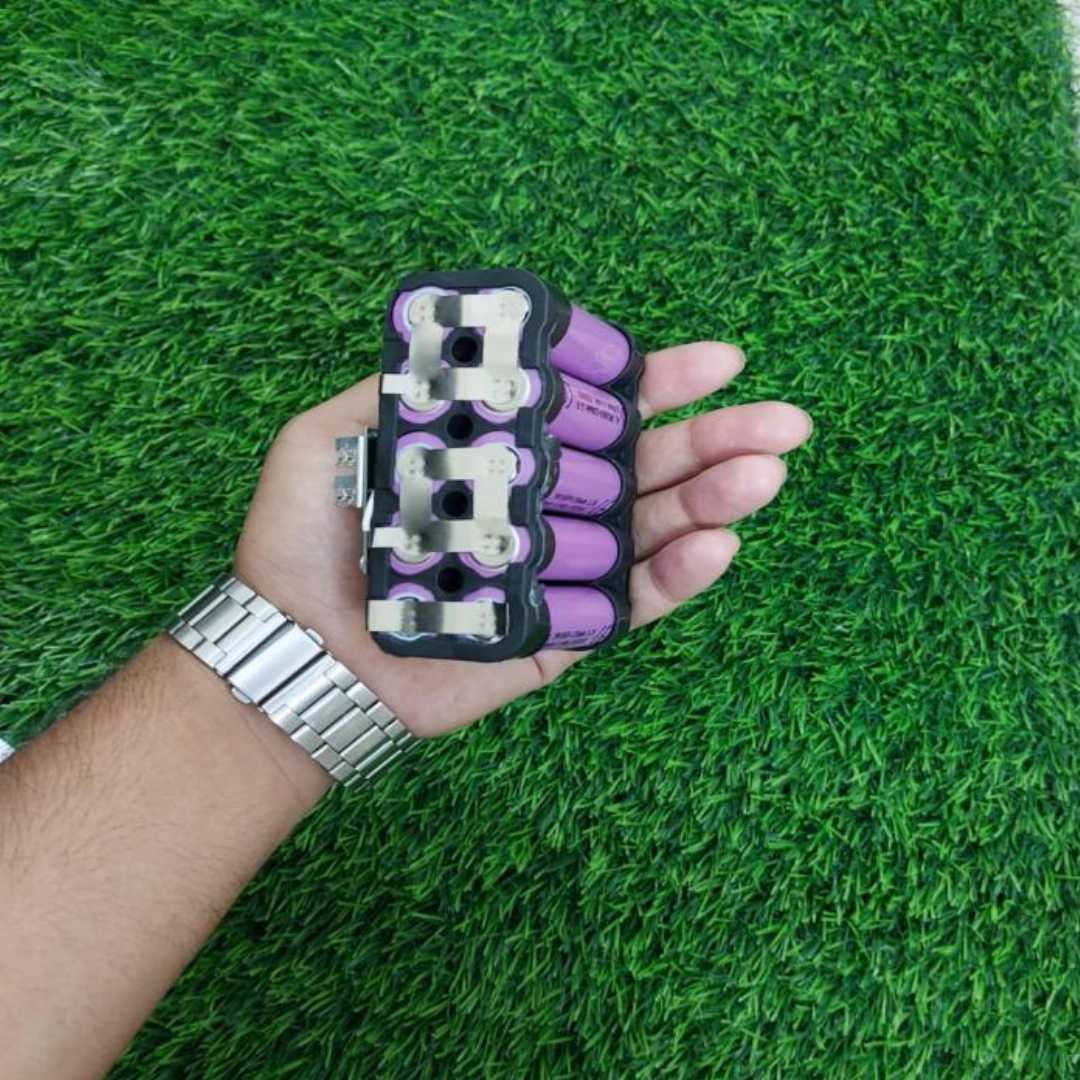 (Geepas,Brand),Double-Battery,(10-Cell),48,V,Rechargeable,Cordless,High-Pressure,Washer,Gun